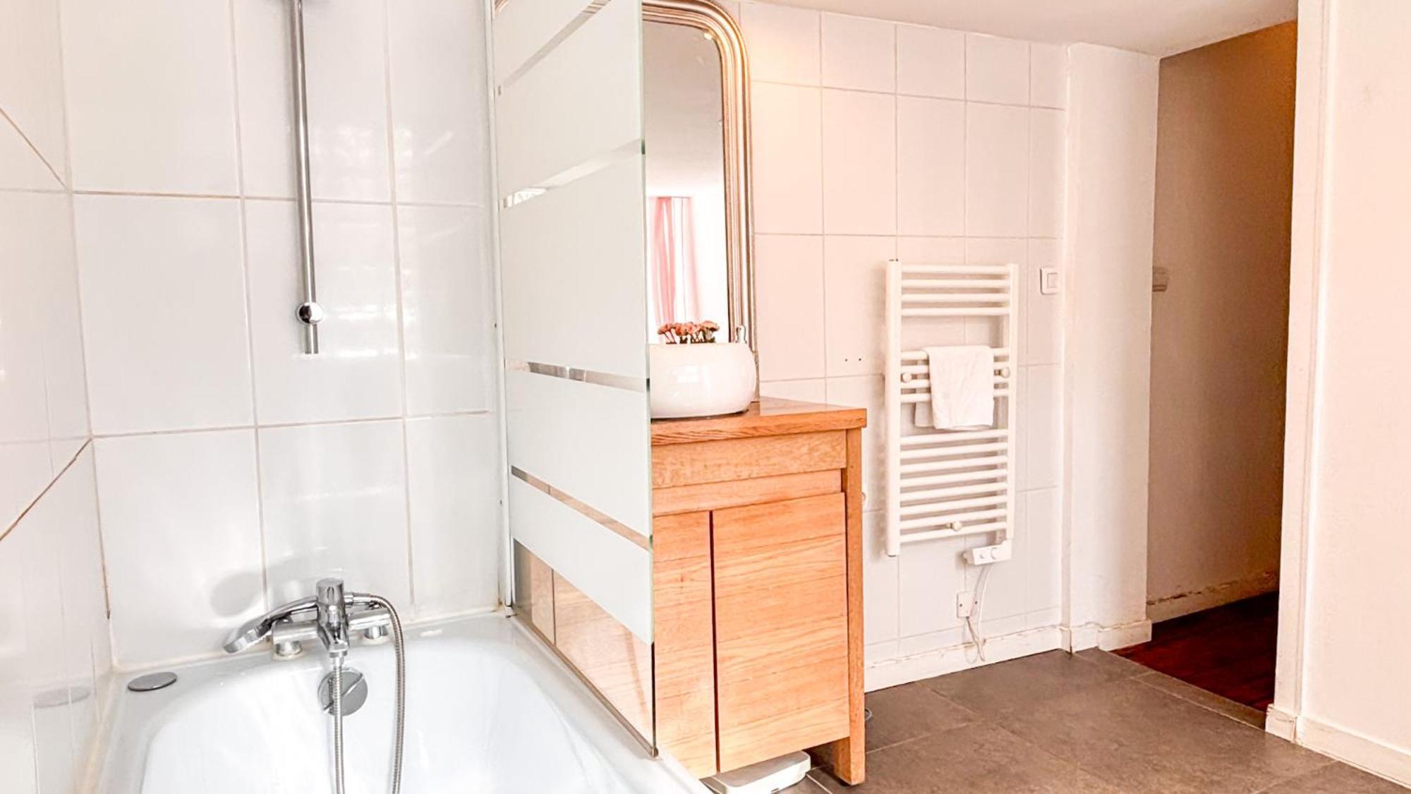 Appartement Xviiieme Centre Historique Bordeaux Eksteriør billede